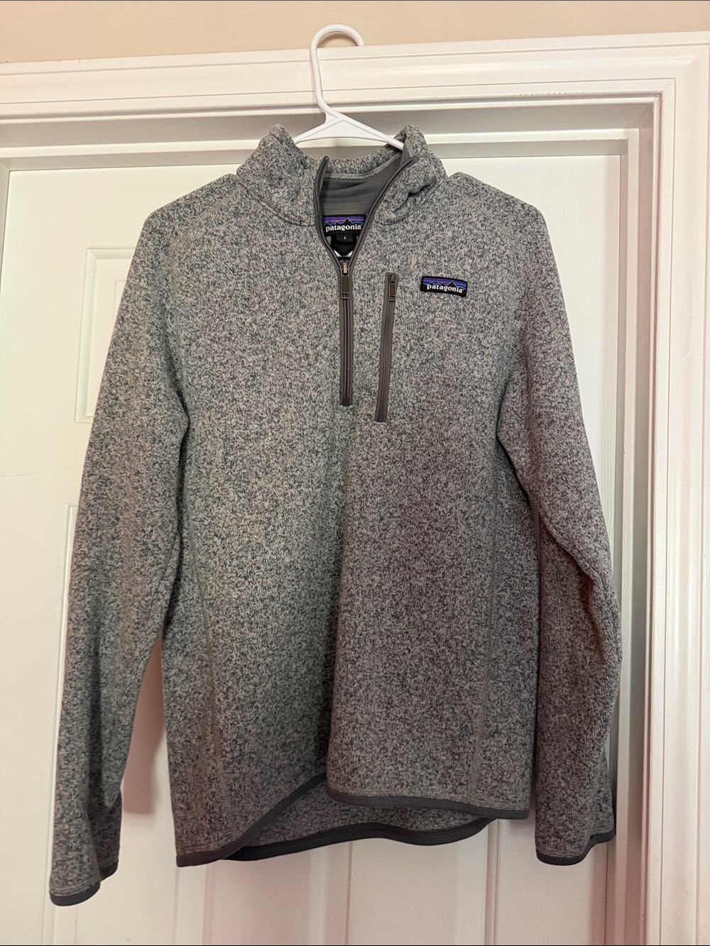 Patagonia Women’s Heather Gray Half-Zip Pullover